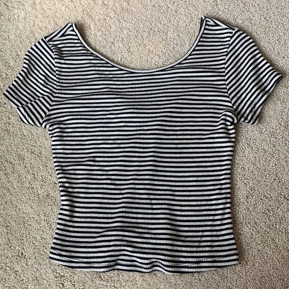 Black and white striped crop top t-shirt Brandy Melville with a scooped back